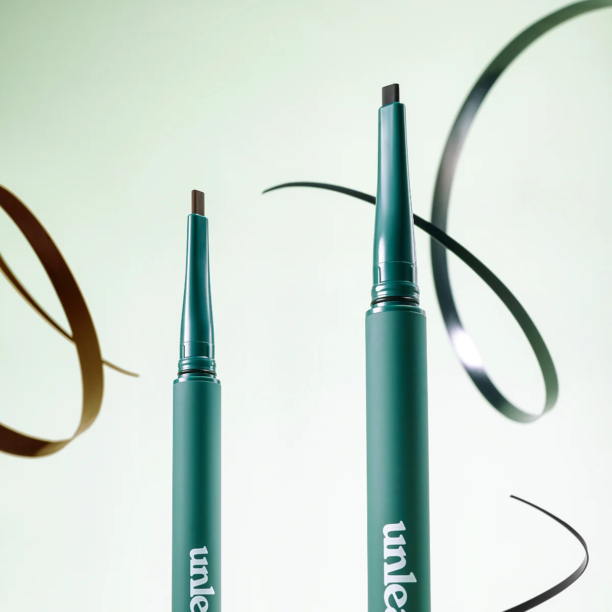 Easy Glide Flat Eyeliner - Image 2