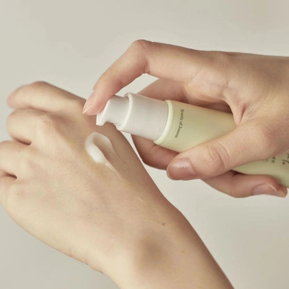 Light On Serum Centella + Vita C [30ml] - Image 3