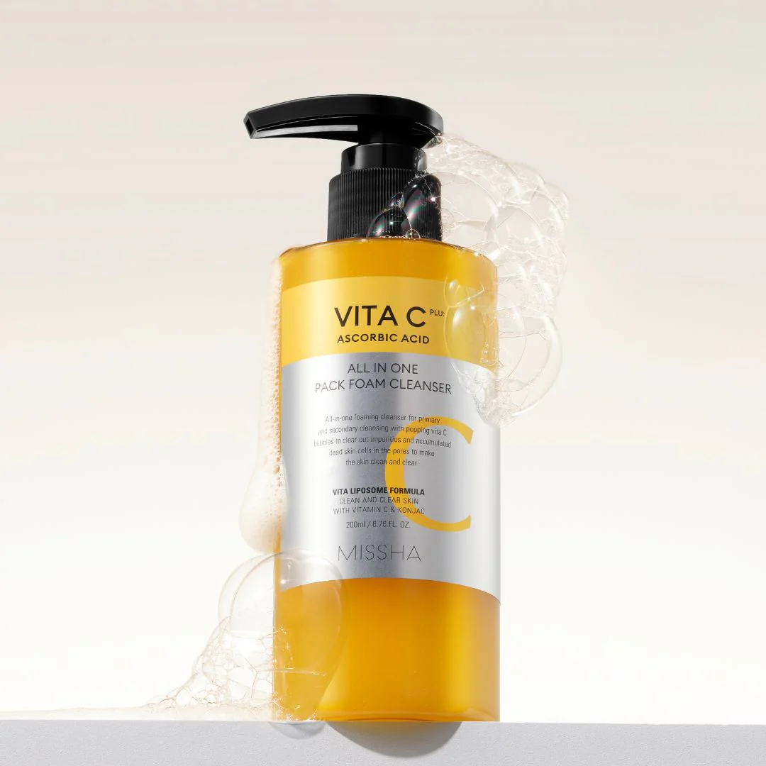 Vita C Plus All In One Pack Foam Cleanser 200ml - Image 4